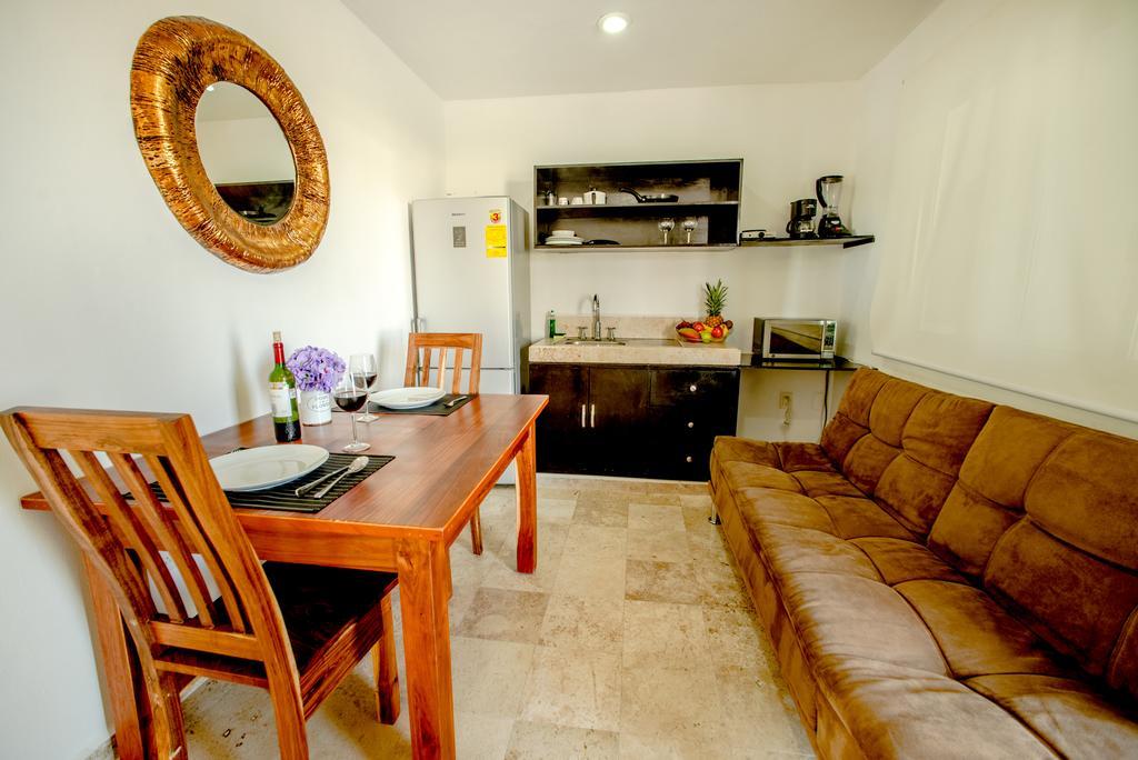 Coral Beach Condo Playa del Carmen Room photo